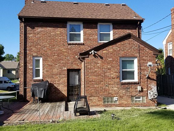 3rd image of 1435 Robinwood Ave