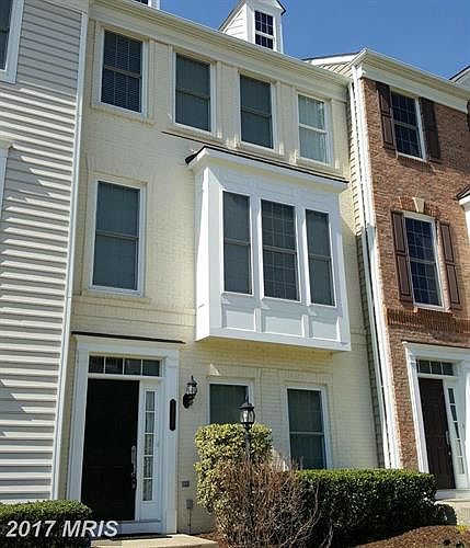 1st image of 14528 Crossfield Way #27