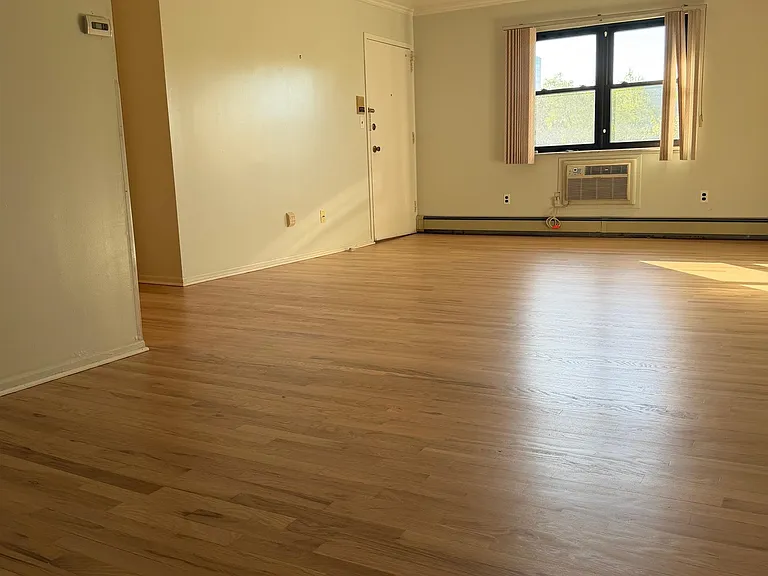 729 10th St #3D — Photo 7
