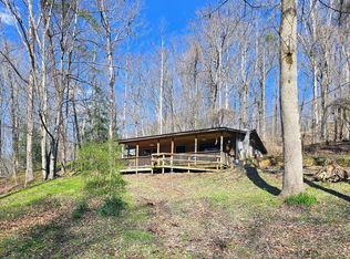110 Laguna Vista Dr, Caryville, TN 37714