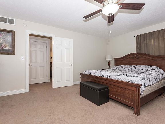 4th image of 102 E Stockholm St