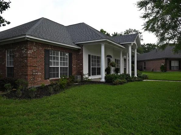 189 Candelara St, Carthage, TX 75633