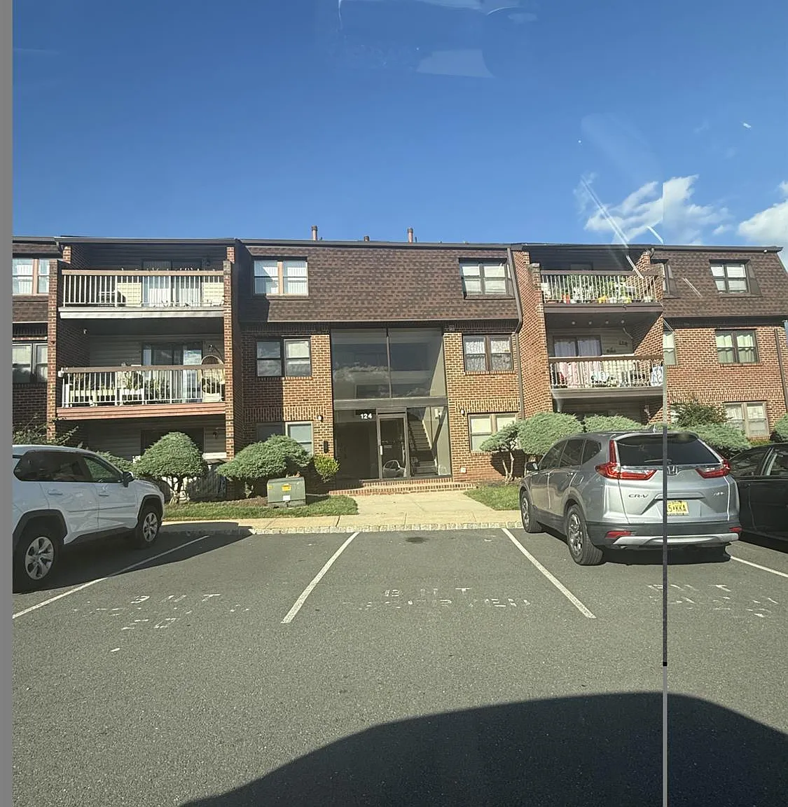 1 bed, 1.0 bath, $2,100 — Photo 1