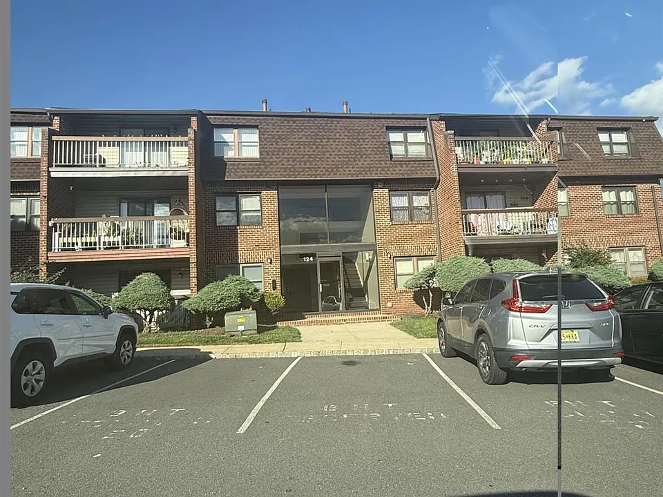 124 Beverly Hills Ter #A