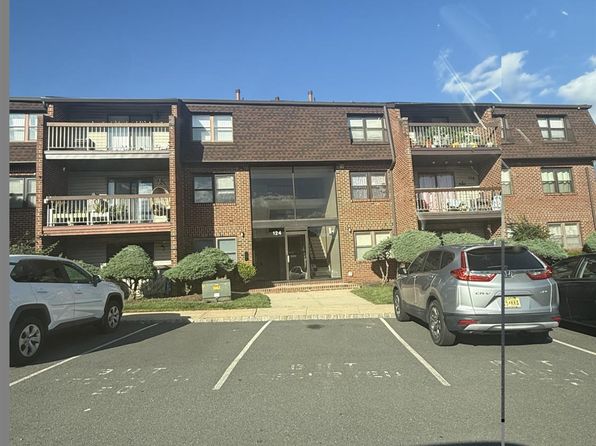124 Beverly Hills Ter APT A, Woodbridge, NJ 07095 – 1-bedroom rental in Woodbridge