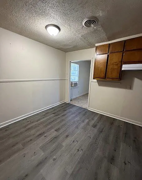 2270 Imogene St — Photo 5