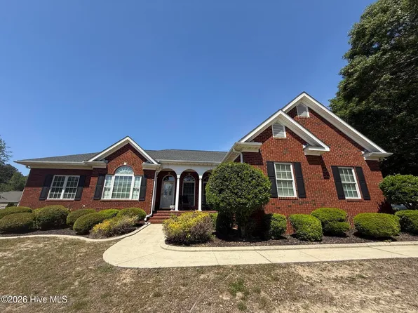 109 Brisbayne Circle, La Grange, NC 28551