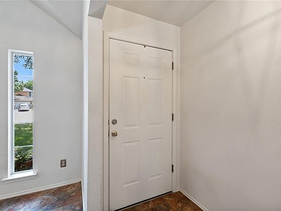 3rd image of 1628 Sylvia Ct