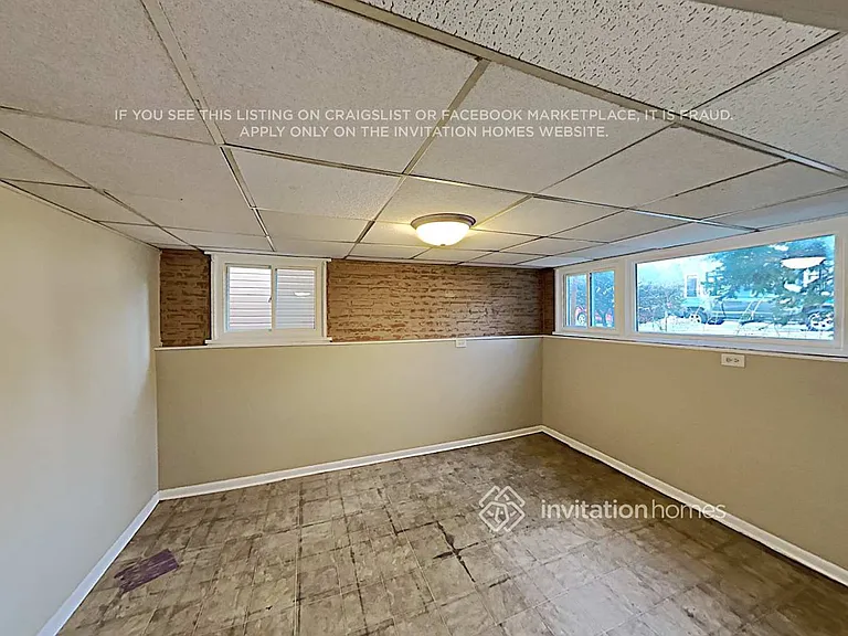 4623 N Kilbourn Ave — Photo 13