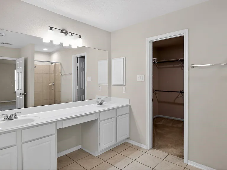 4938 Yearling Ridge Ct — Photo 14