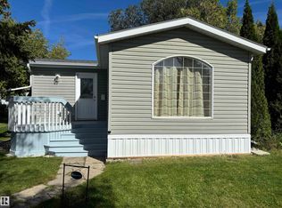 56 Rim Rd NW, Edmonton, AB T6P1C2