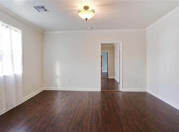 4th image of 1332 Clouet St