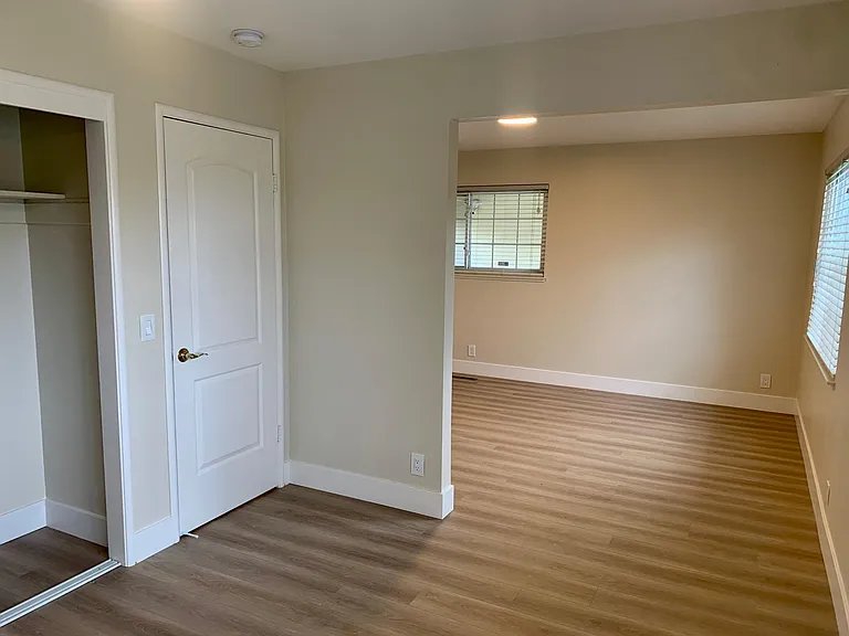 5540 Harwood Rd — Photo 23