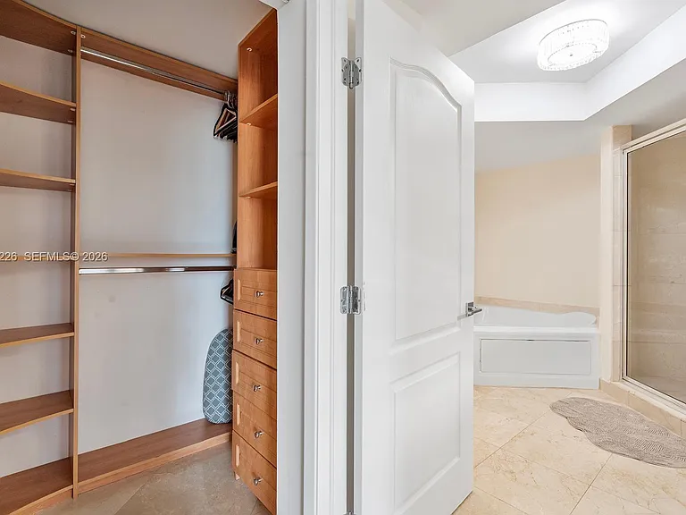 17555 Atlantic Blvd #508 — Photo 30