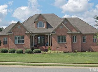 300 Wentworth Cir, Mebane, NC 27302