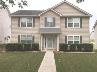 6742 Lake Erie Ln, Fairburn, GA 30213