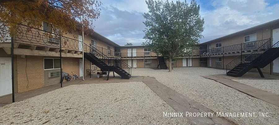 711 S. Austin #108 — Photo 1