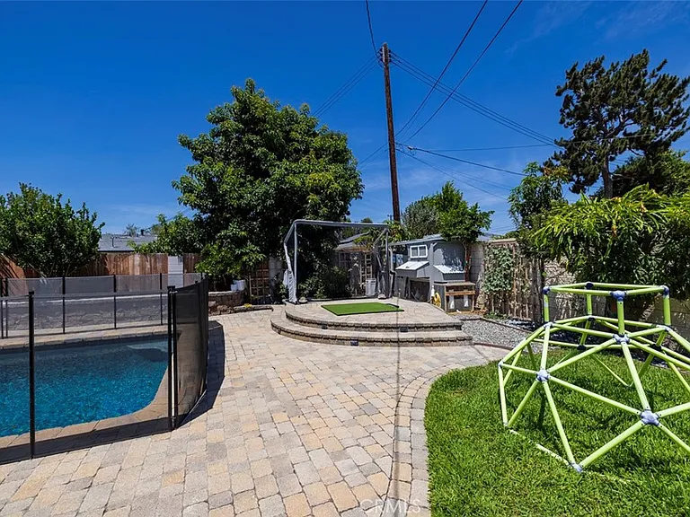 13591 Flint Dr — Photo 54