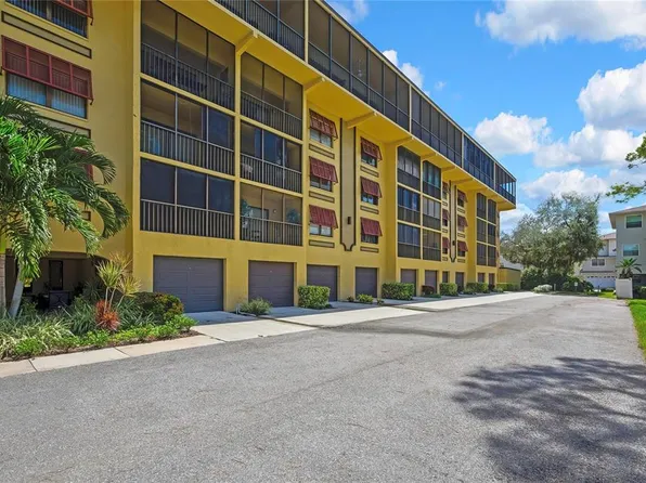 5775 PARK STREET N #402, ST PETERSBURG, FL 33709