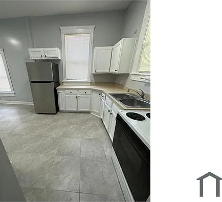 1427 W 8th St — Photo 23