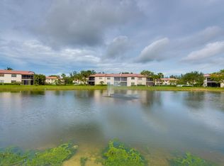 8015 Eastlake Dr APT 2D, Boca Raton, FL 33433