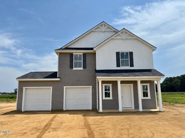 202 Piper Pointe Dr, Pikeville, NC 27863
