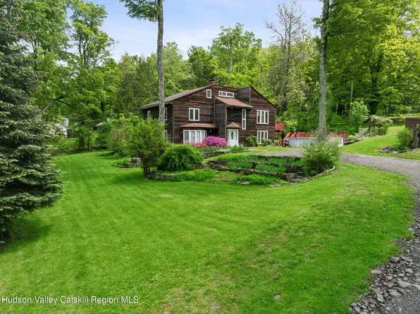 42 Longyear Road, Olive, NY 12461