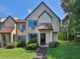 225 High St APT A, Westerly, RI 02891