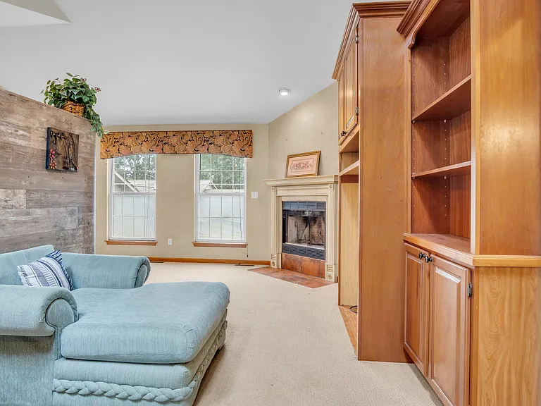 1301 Colonial Club Dr #C — Photo 12