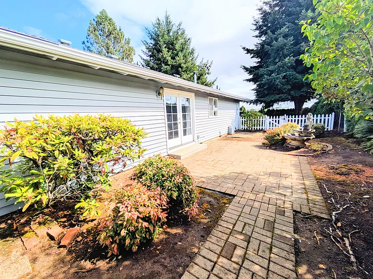 566 Sunwood Dr NW — Photo 15