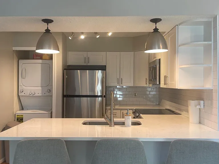 6008 Ellesmere Ct #F — Photo 5