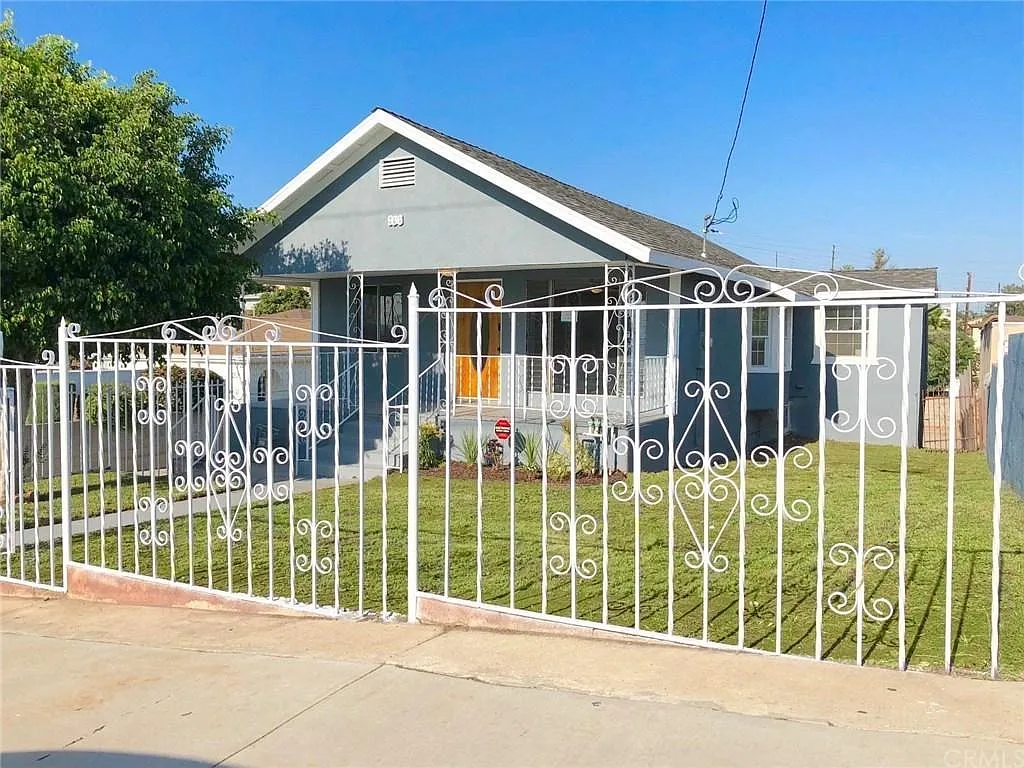 Private Gated Front - Landscaped Yard - 936 N Ditman Ave