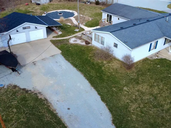 352 E 5th St, Bunker Hill, IN 46914