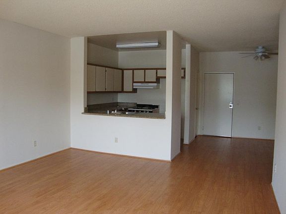 5th image of 10270 Tujunga Canyon Blvd APT 306
