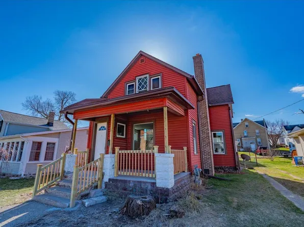 126 E Howard St, Portage, WI 53901