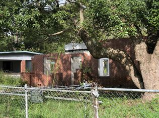 5821 Hollyhock Rd, Jacksonville, FL 32209