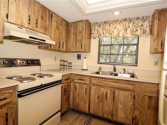 5th image of 150 Englewood Isles Pkwy Unit 307