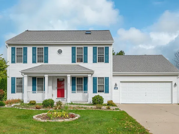 1556 Pine Cone TRAIL, Port Washington, WI 53074