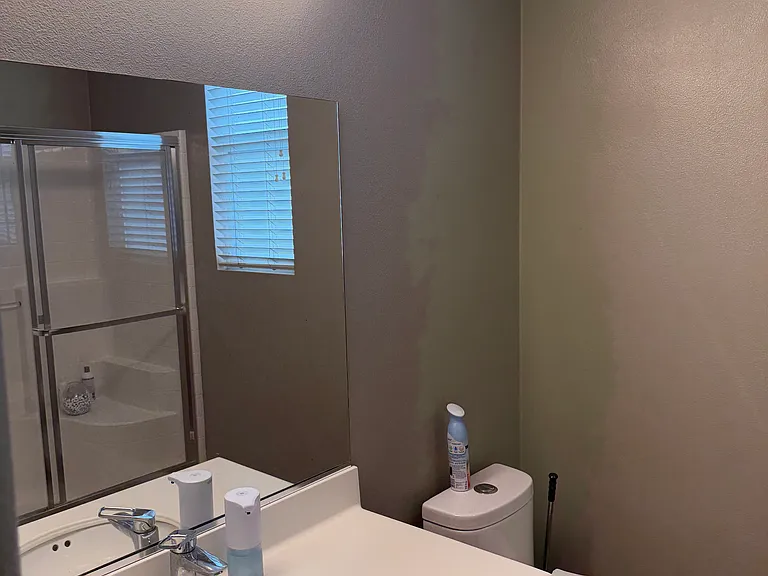 13885 Hawthorn Ave — Photo 6