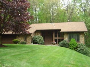 14 Donna Dr, Apollo, PA 15613