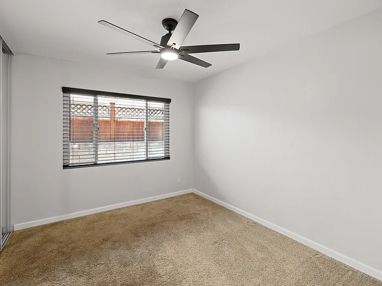 5139 Ewing St — Photo 15