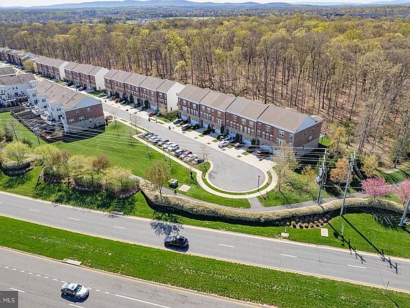 5th image of 23191 Tradewind Dr