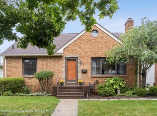 2401 Chatham Rd, Lansing, MI 48910