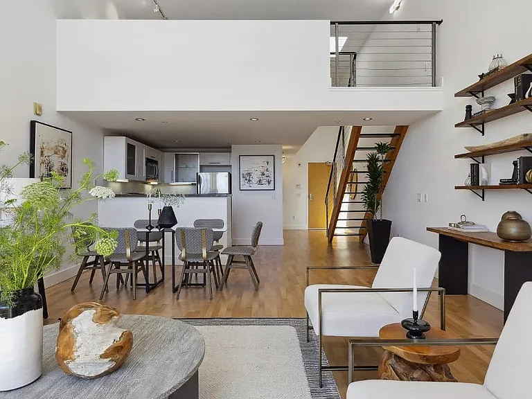 200 Townsend St #50 — Photo 4