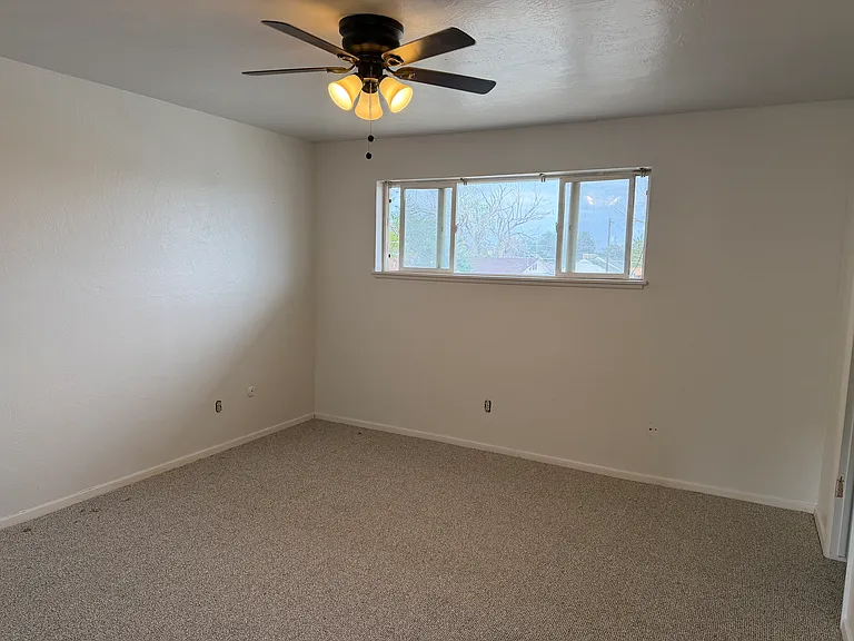 390 N 800 W #1 — Photo 7