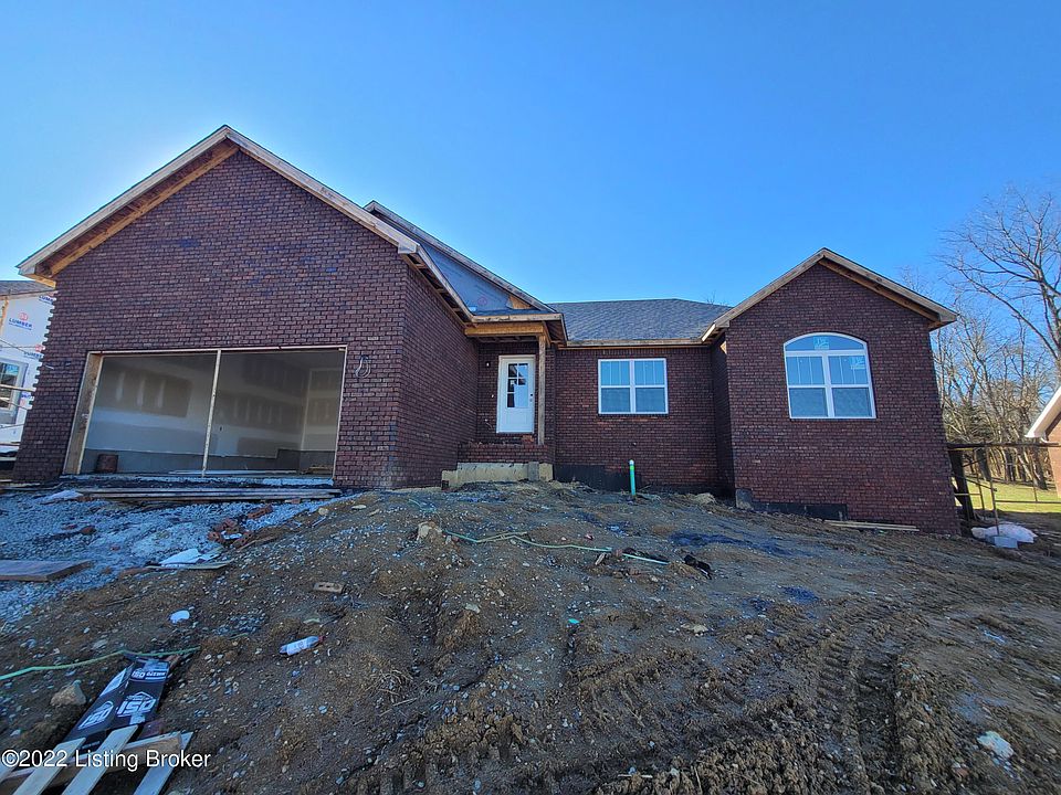 1st image of 316 Oak Tree Way