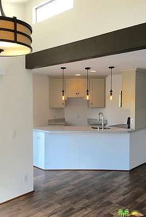 4th image of 5300 E Waverly Dr #5117
