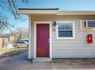500 Foch St APT 14, Bryan, TX 77801