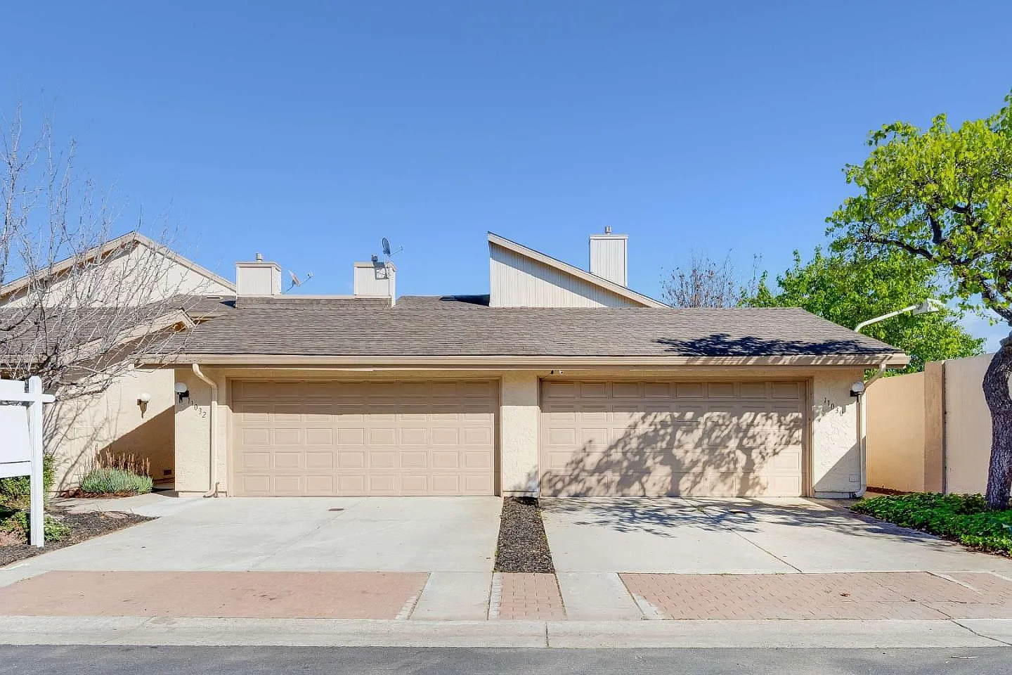 11032 Firethorne Dr photo 1