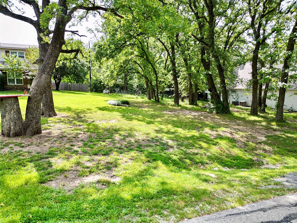 1st image of Tbd Deleon St